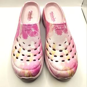 Skechers Foamies slip on shoes